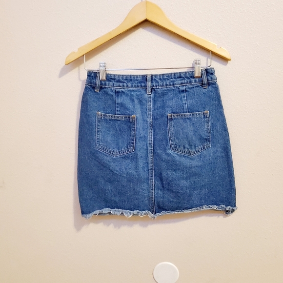 etophe studios distressed button zip raw hem jean mini skirt - Picture 7 of 7